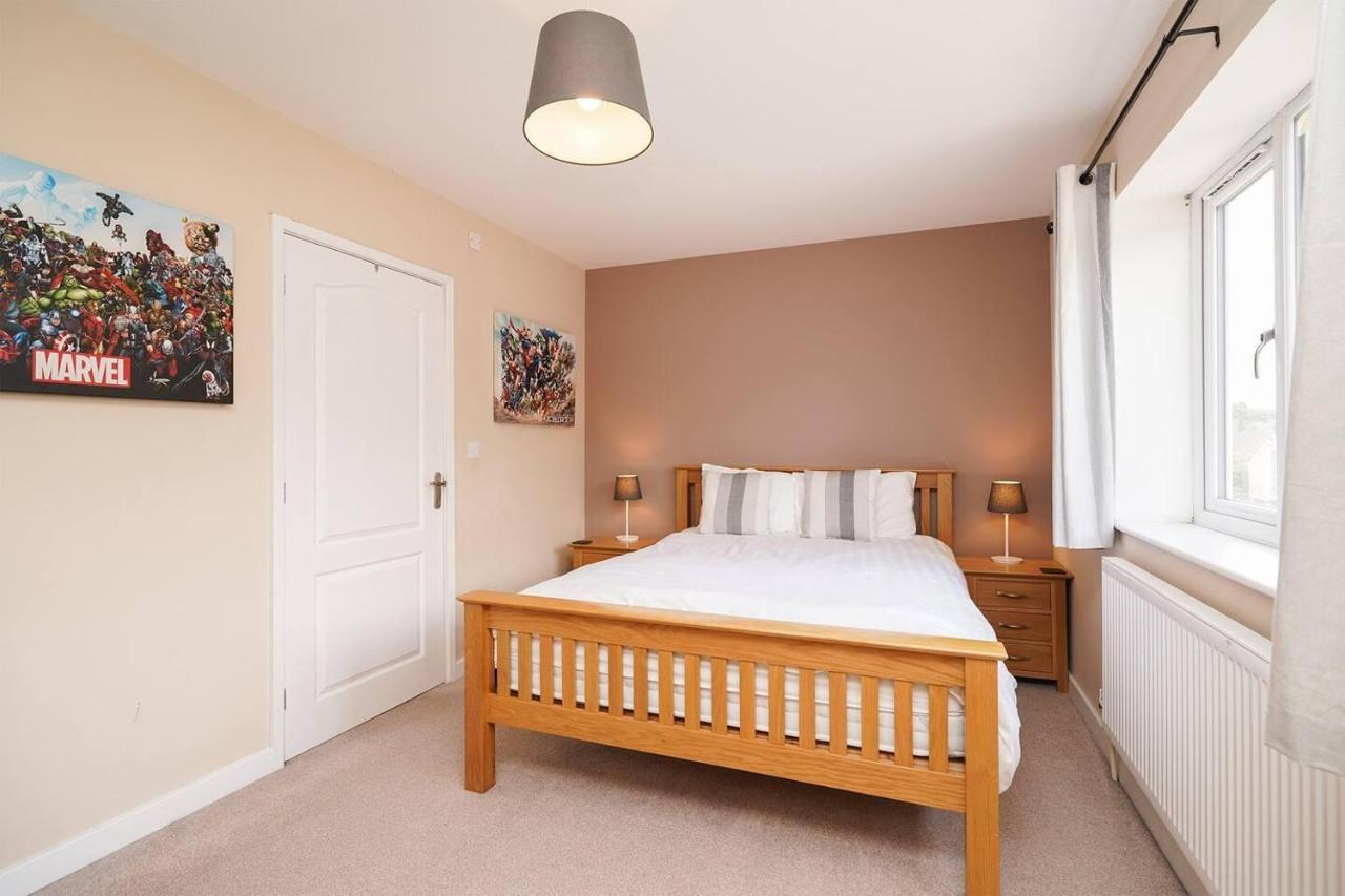 Spahome With Hottub Sauna Bbq & Pool Table Holiday home Chesterfield